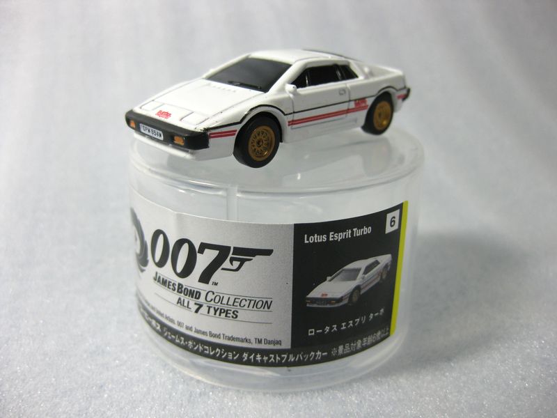 007 JAMES BOND Lotus Esprit Turbo S Diecast Pull Back Car Suntory