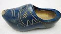 Single VINTAGE Holland Hand Carved Wood Clog Souve