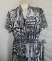 Plus Size 26W 3X  LANE BRYANT Black & White Button