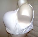 48D BRA - WHITE SERENADA SEAMLESS WIREFREE TEE SHI