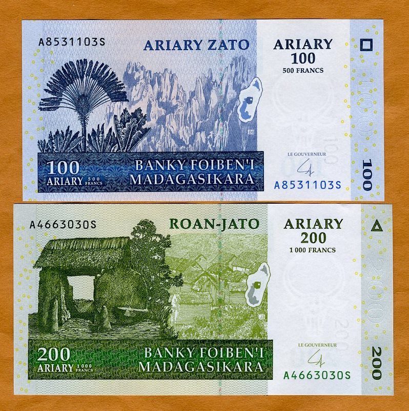 Madagascar UNC P-87 LOT 2004 5 x 200 Ariary