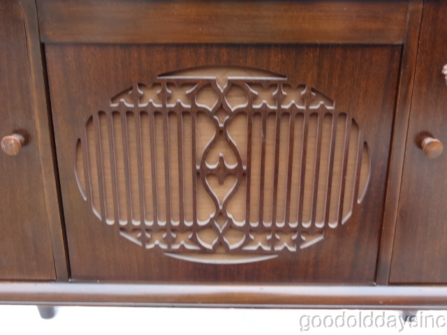 1920s Brunswick Console Phonograph Record Player - Plays Great 