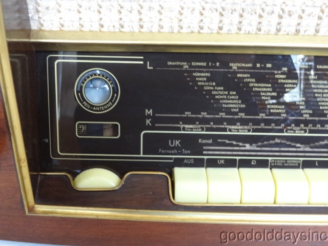 1954 Saba Bodensee W3 Radio Fully Restored and Working Great with Input AM/FM/SW/AUX