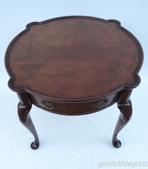 Hekman Furniture Scalloped Accent Occasional Copley High Quality End Table