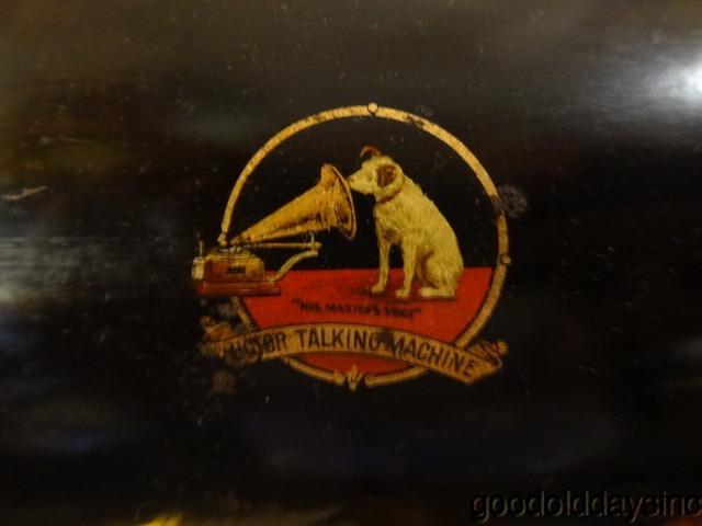 Victor Talking Machine Humpback Model II Phonograph with Original Brass Bell Horn