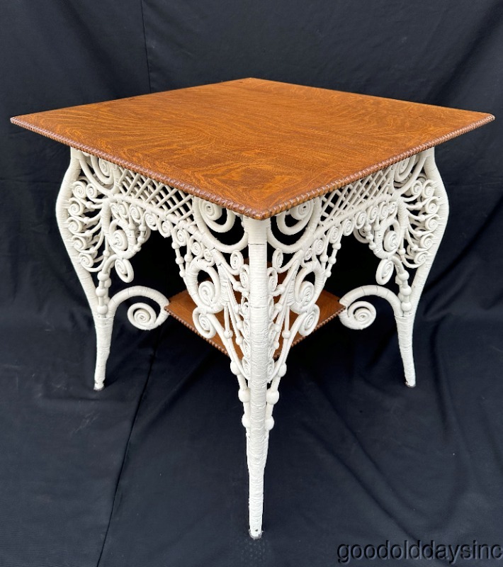 Ornate Antique Victorian Haywood Wakefield Wicker & Oak Lamp Table
