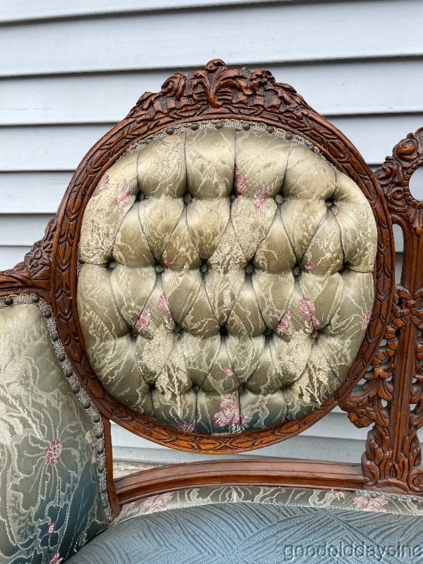 Beautiful Carved American French Style Upholstered Loveseat