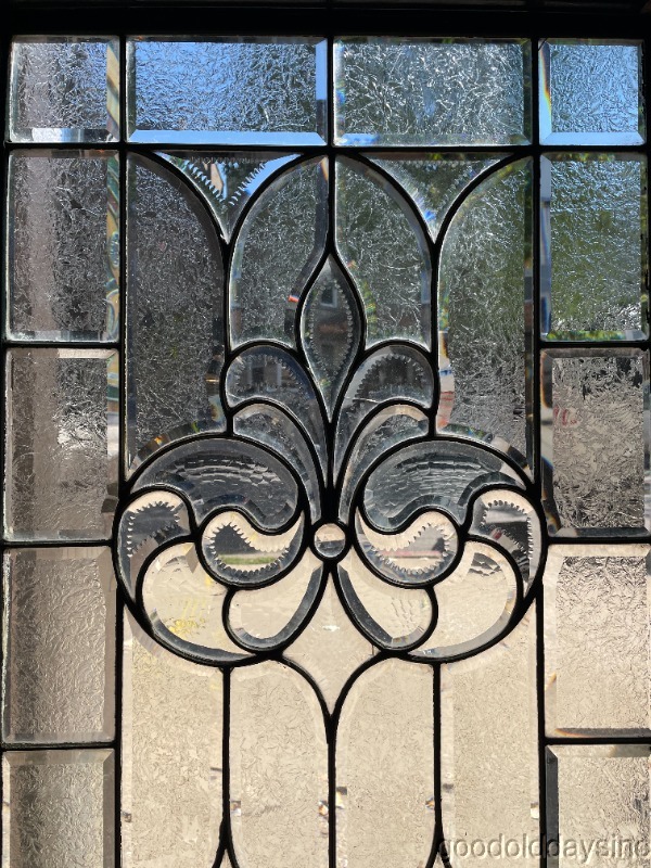 Wow Antique Fleur-de-l Zipper Cut Beveled Glass Window 41" by 25" Circa 1900