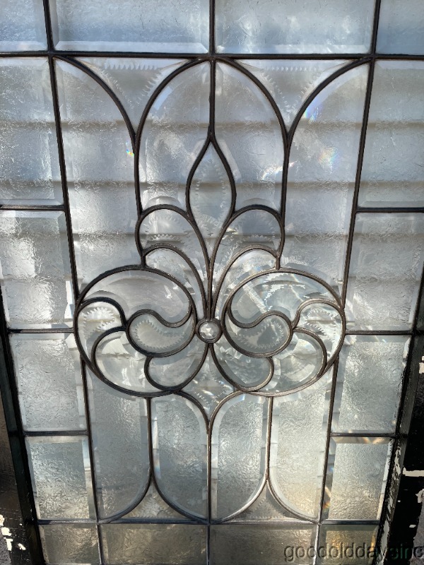 Wow Antique Fleur-de-l Zipper Cut Beveled Glass Window 41" by 25" Circa 1900