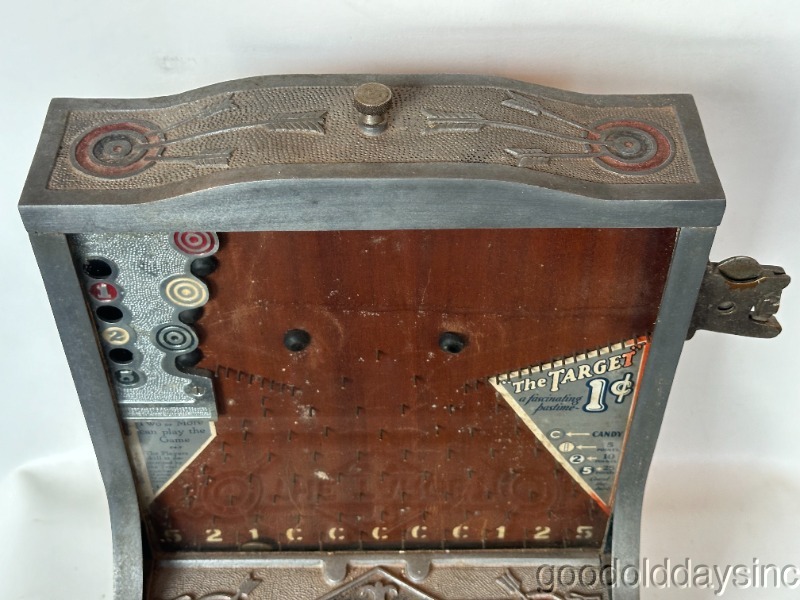 Antique 1926 JENNINGS - THE TARGET Coin Drop Trade Stimulator with Key