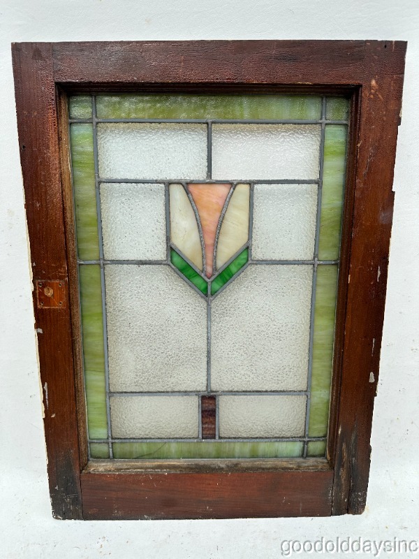 1 Antique 1920s Chicago Bungalow Stained Leaded Glass Window 25" x 18"