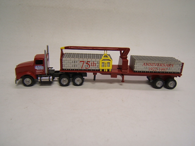 Winross Beavertown Block 75th Anniversary Flat Bed with Load and Crane ...