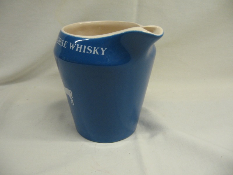【希少】Wade Regicor ノベルティ White Horse Vintage White Horse Whisky Blue Jug - Wade Regicor Pottery