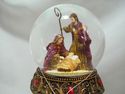 DOMAIN MUSICAL SNOW GLOBE NATIVITY SCENE PLAYS SIL