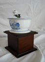 VINTAGE DELFT BLUE AND WOOD MILL HAND CRANK COFFEE