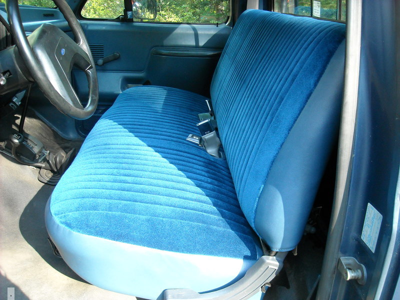 1987 Ford truck seat #9