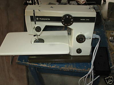 from a long time ago 2u : *Vintage Husqvarna Sewing Machine - Model