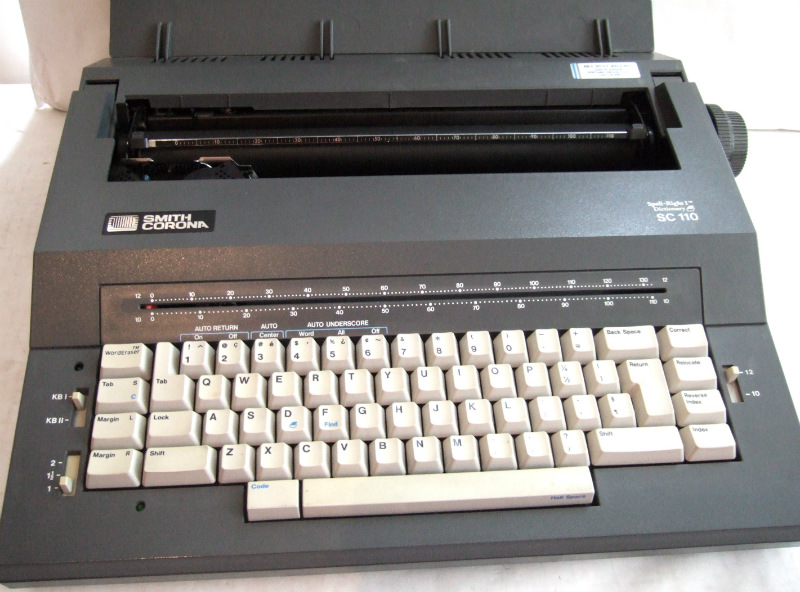 Smith Corona SC-110 Electric Typewriter With Spell Right Dictionary ...