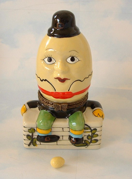 vintage humpty dumpty toy box