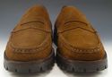 FERRAGAMO sz 8.5 SUEDE LUG SOLE LOAFERS UR32823 ME