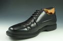 PRADA sz 7.5 LEATHER PLAIN TOE LACE UP OXFORDS 2E0