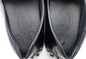 TOD'S sz 7.5 PERFORATED PATENT DRIVING MOCCASINS M