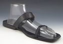 GUCCI sz 10.5 LEATHER STRAP SLIDE SANDALS 1161116 