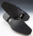 GUCCI sz 7.5 LEATHER APRON TOE STRAP LOAFERS 13251