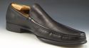 GUCCI sz 10.5 LEATHER MOCCASIN TOE LOAFERS 101741 