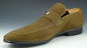 New - GUCCI sz 7 TEXTURED SUEDE PLATE LOAFERS 2474