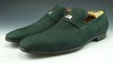 New - GUCCI sz 8 SUEDE LOGO PLATE LOAFERS 247494 M