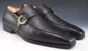 GUCCI sz 7.5 LEATHER APRON TOE STRAP LOAFERS 13251