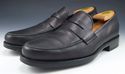 TOD'S sz 9.5 LEATHER PENNY STYLE STRAP LOAFERS MEN