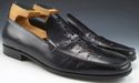 PRADA sz 8.5 PERFORATED LEATHER LOAFERS 2D0147 MEN