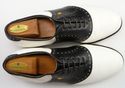 FOOTJOY CLASSICS sz 9.5 EEE LEATHER SPIKELESS GOLF