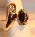 Vintage 14K Yellow Gold Black Onyx & Diamond Ring 