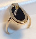 Vintage 10K Yellow Gold Black Onyx & Diamond Ring 