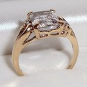 Vintage 10K Yellow Gold Clear Goshenite (Beryl) Ri