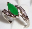 Vintage 14K White Gold Green Jade & Diamond Ring (