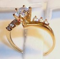 Vintage DQ 14K Yellow Gold Cubic Zirconia Ring (9)