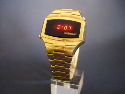 crown jewel watches 70s Vintage WITTNAUER POLARA red LED Digital