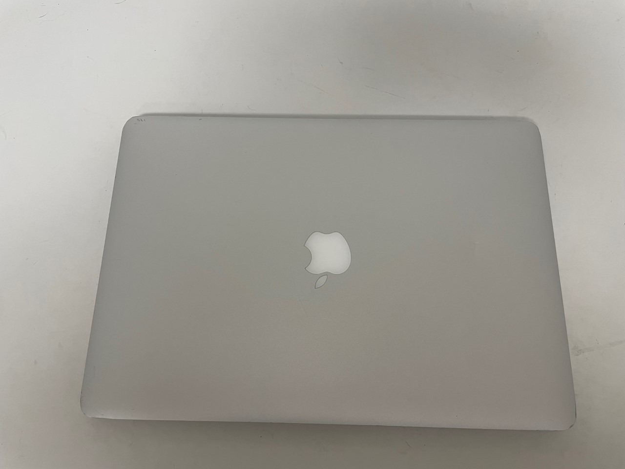 Apple MacBook Pro MC976LL/A 15.4