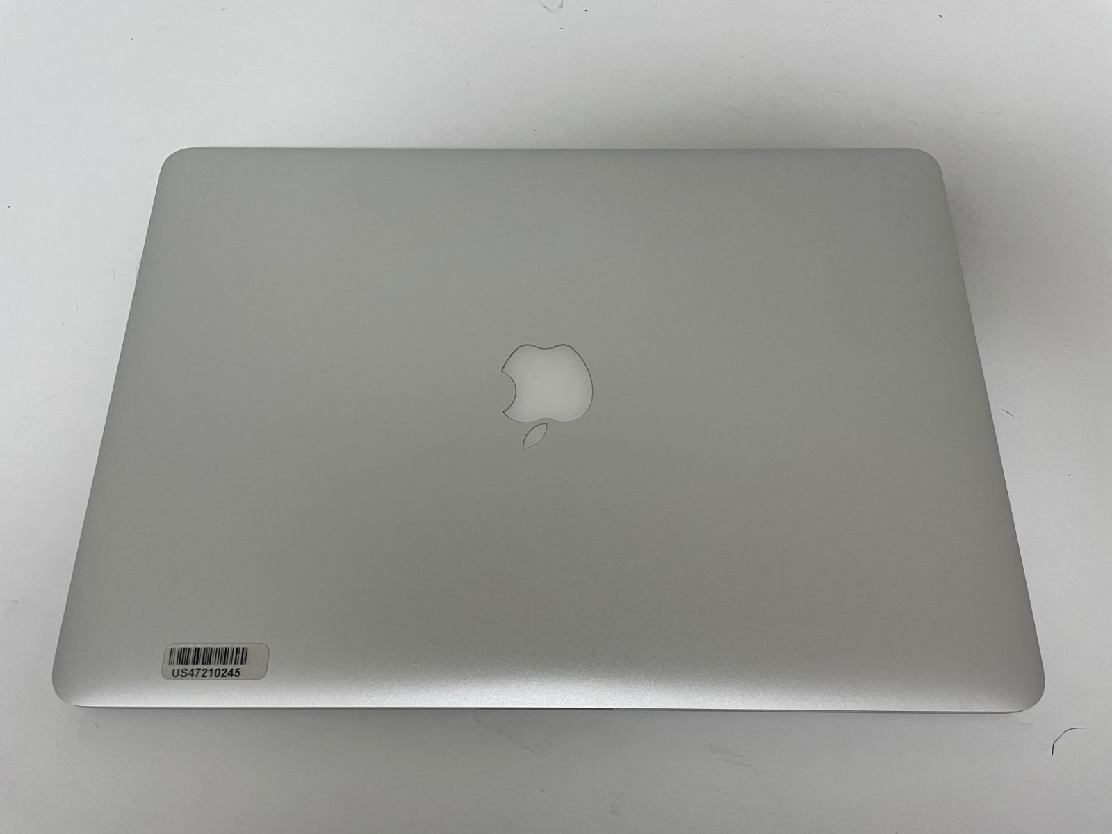 Apple MacBook Pro ME874LL/A 15.4 Inch Laptop Retina Display 128GB