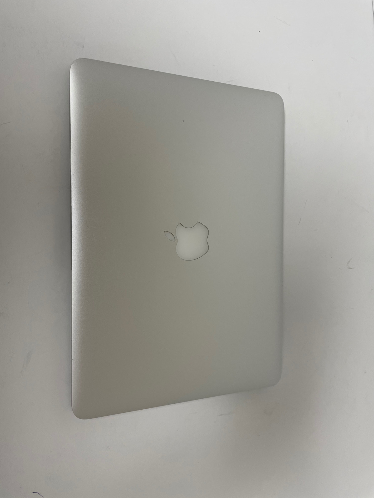 Apple MacBook Pro 13.3 Laptop Retina Display MGX72LL/A i5-4278U