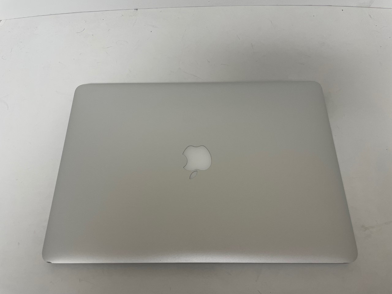 Apple MacBook Pro Retina 15.4 MGXC2LL/A Quad Core i7 512GB SSD
