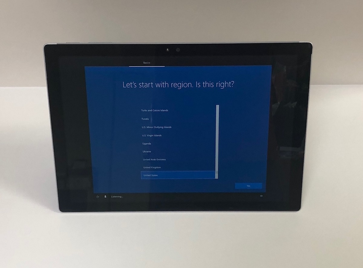 Microsoft Surface Pro 4 Tablet PC i7-6650U 256GB / 8GB 10