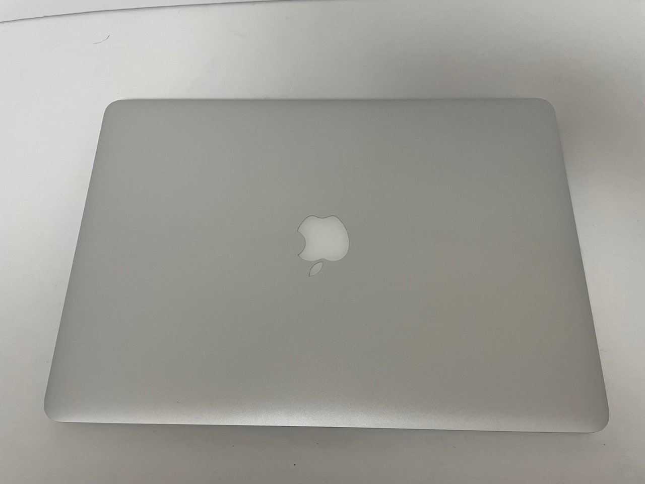 Apple MacBook Pro Retina ME664LL/A 15.4