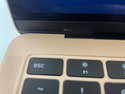 Apple MacBook Air 13.3" MVFM2LL/A Laptop Core i5-8