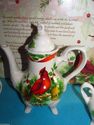 Lily Creek Winter Garden Christmas Garden Tea Set 