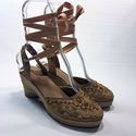 Bare Traps Size 7.5 Beaded Espadrilles Tan Satin A